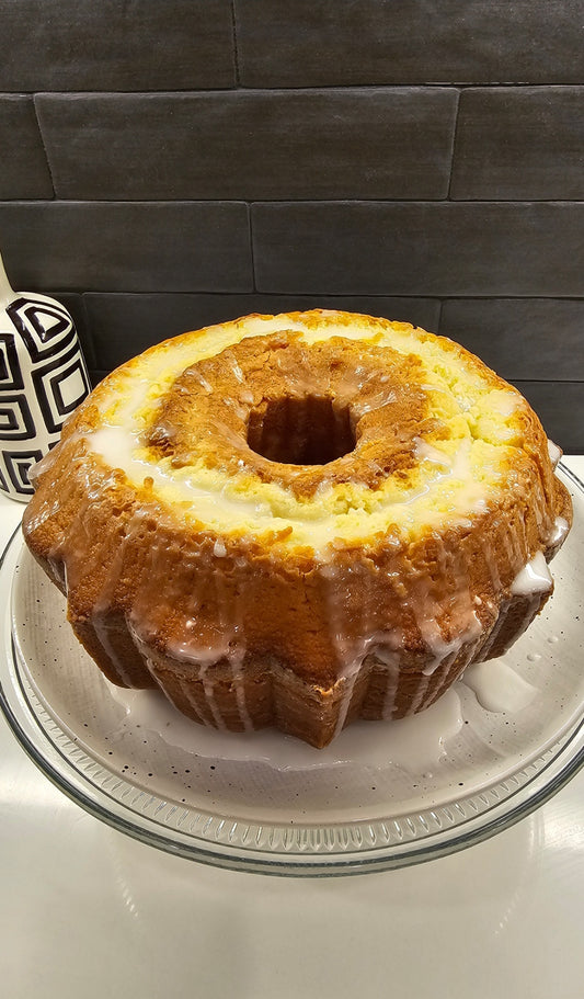 7-up Cream Cheese Pound Cake (with lemon glaze)